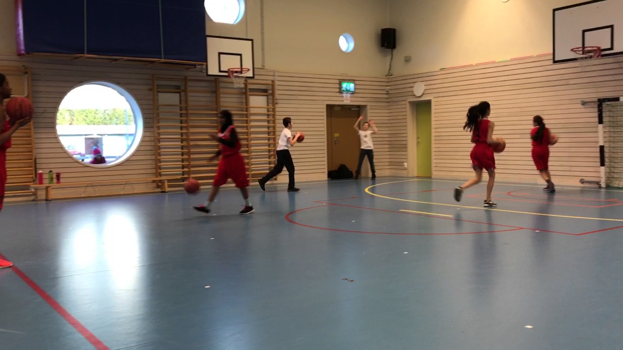 Träningsmatch flickor 05!