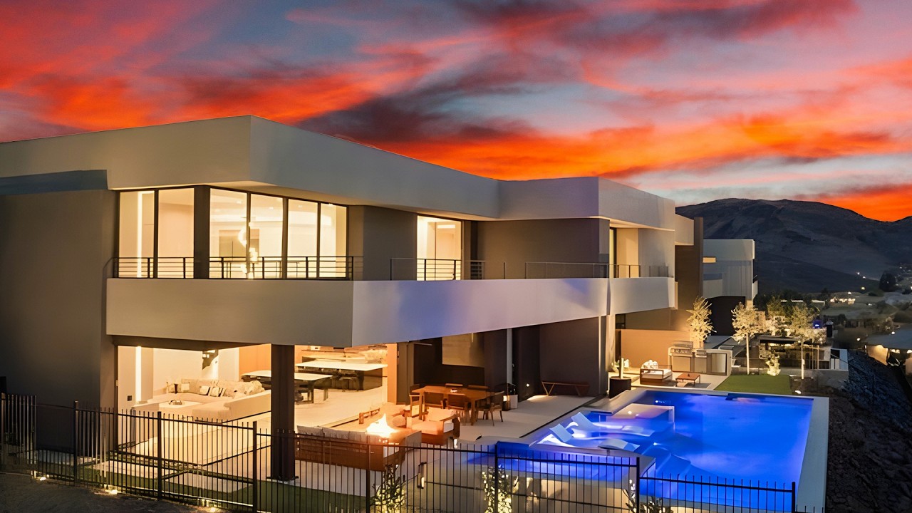 Продаётся дом в Лас-Вегасе | Бассейн и спа, кухня шеф-повара, НЕВЕРОЯТНЫЙ вид на Лас-Вегас-Стрип,...