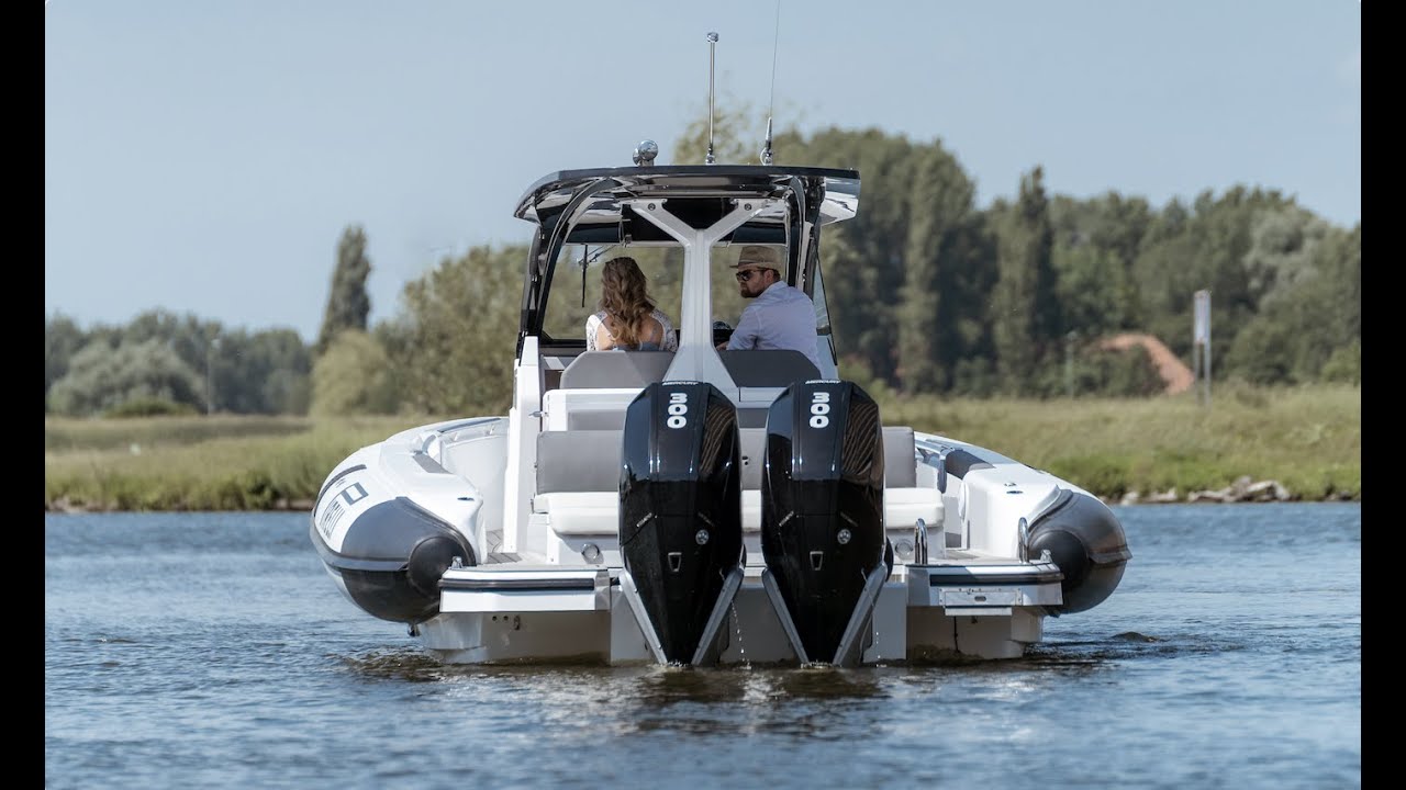 TecnoRib PIRELLI 35 Speedboat with 2x 300PS outboards