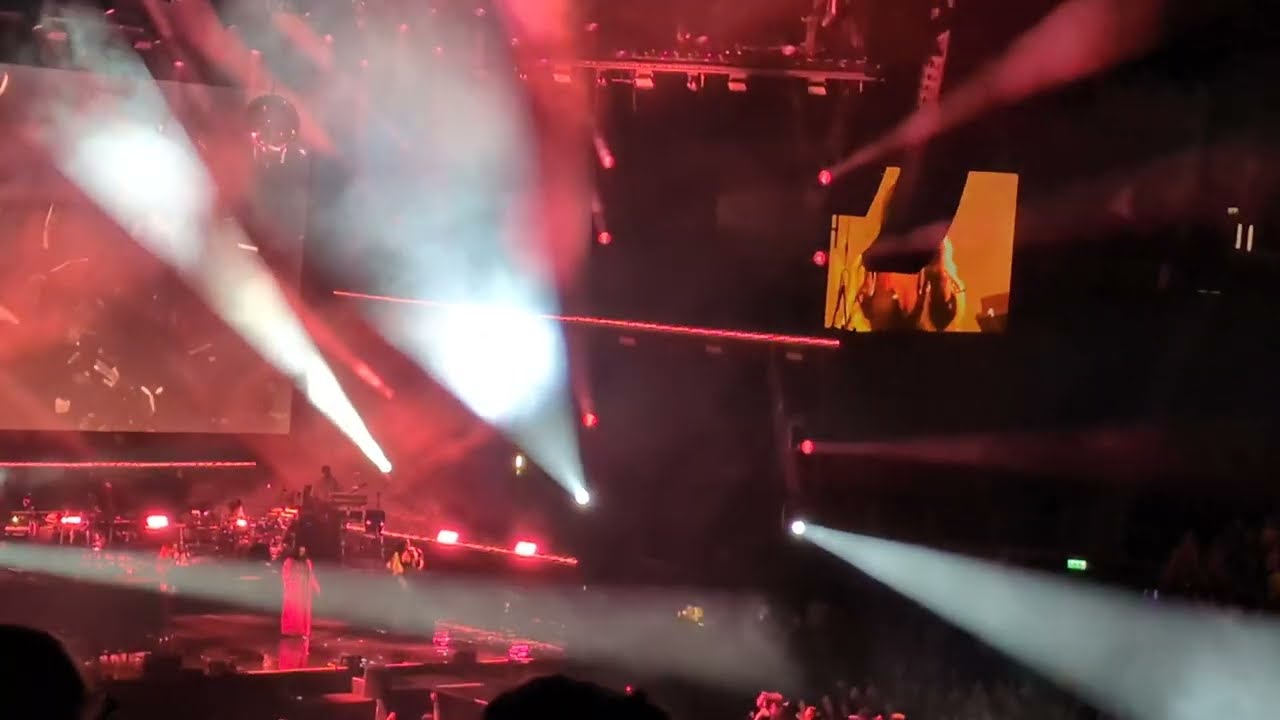 Sugababes Performing 