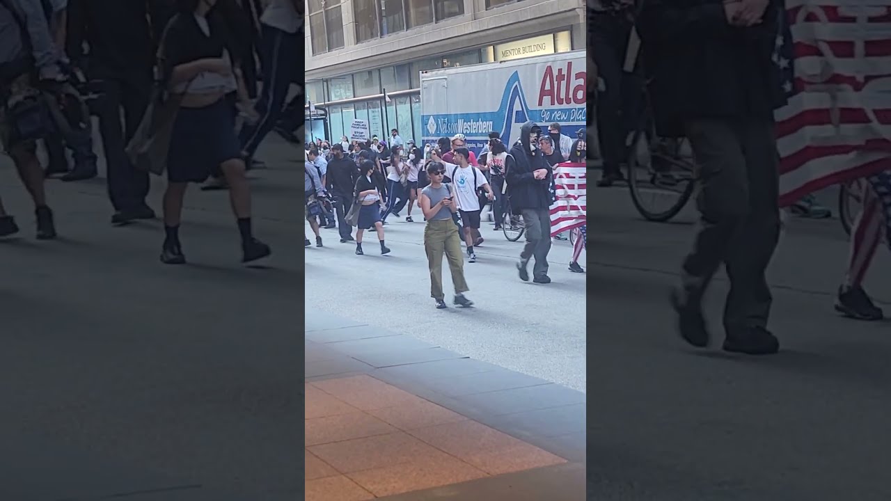 Maniac Drives Through Protest Against ICE Raids In Chicago Shorts