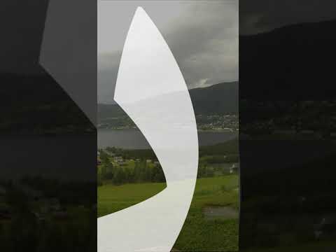 اللهم صل وسلم على ذي القدر العلي والنور البهي والمقام السني سيدنا ونبينا محمد وعلى آله وأصحابه