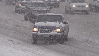 Trucks, cars 'drift' while others struggle down Interstate 55 during St. Louis snowstorm  12/16/19