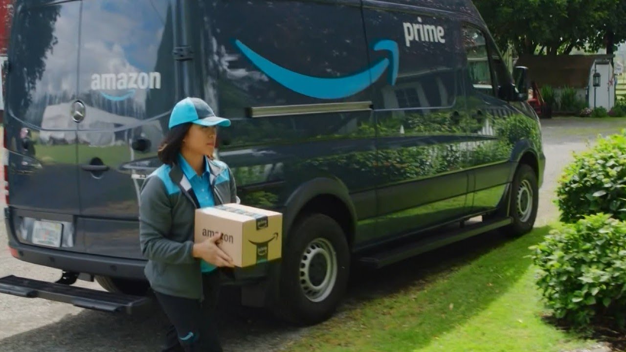 Finding the best deals on Amazon Prime Day - YouTube