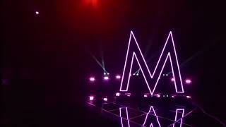 Maroon 5 - Sugar (The Best Live Performance)