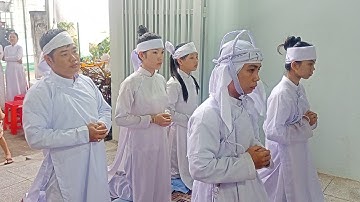 Các con quỳ tế mẹ, đinh kim hường 53 tuổi, lễ tang đạo cao đài 