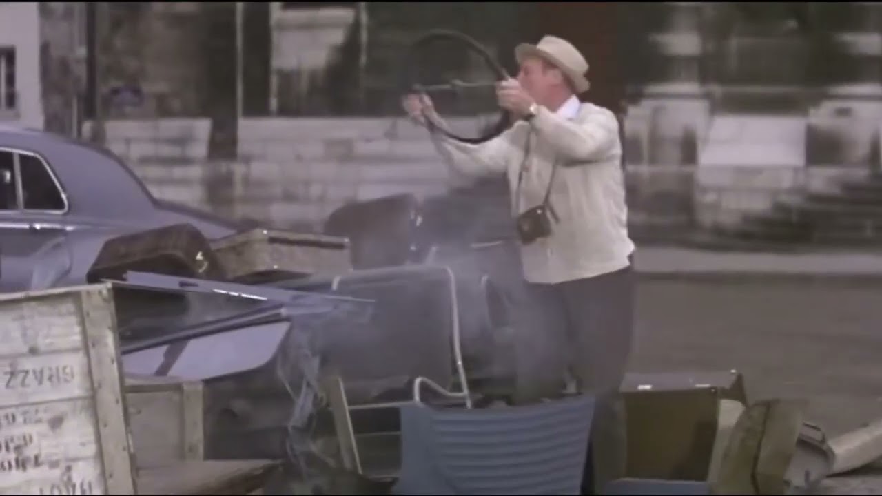 Bourvil aussi aime Roulez Village