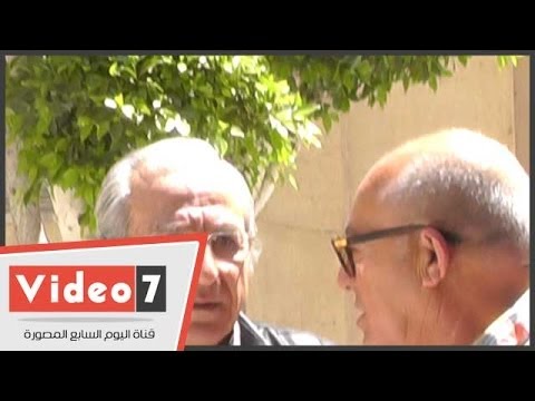 بالفيديو بدرخان والحكيم وحامد يتقدمون جنازة محمود سلطان