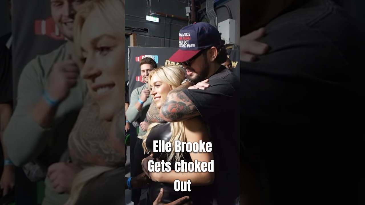 Elle Brooke gets choked out 😨 