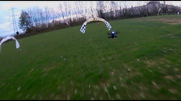 FPV QAV-R210 Betaflight 2.6.1 Sunset mini quad Race track