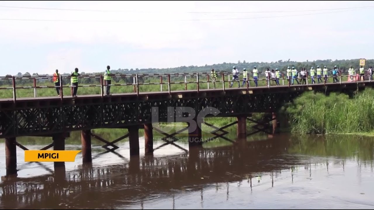 WALKING FOR WATER & ENVIRONMENT: 518KM WALKERS CROSS KATONGA BRIDGE, PAST KAYABWE TOWN COUNC