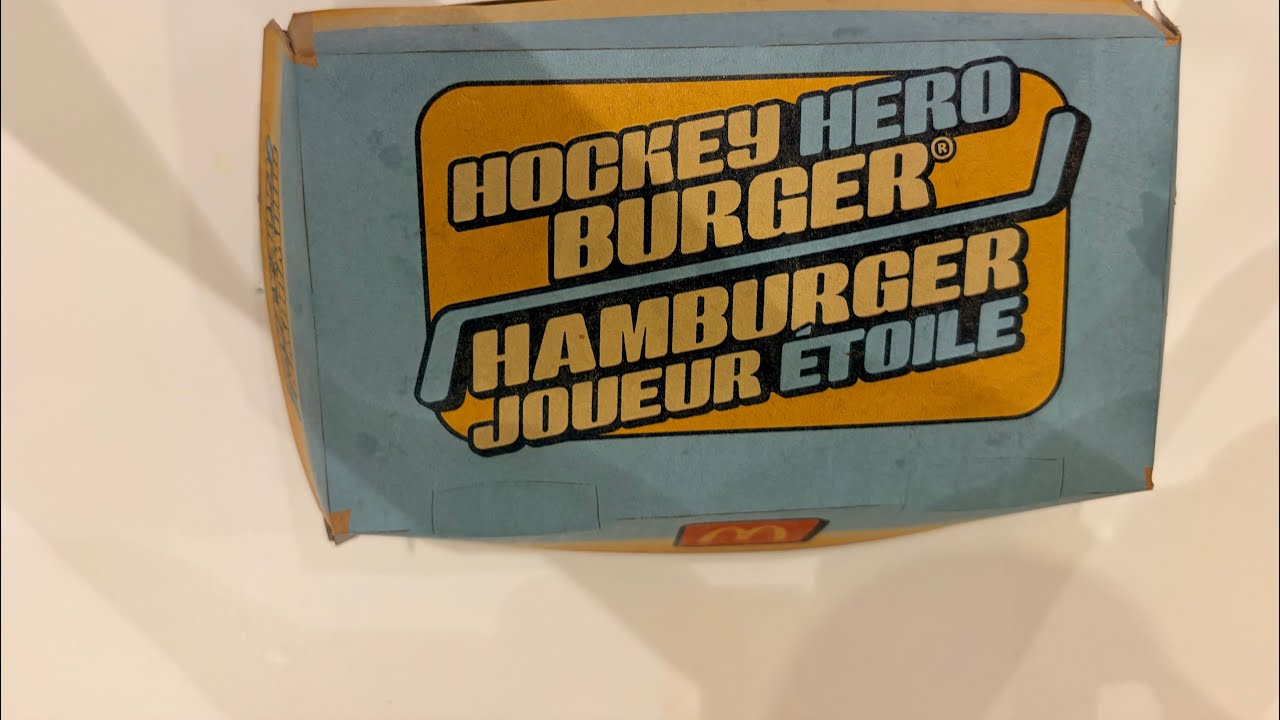 Review of the new hockey hero burger 🍔 from McDonald’s 