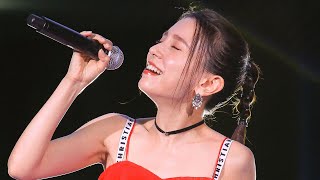 May J.、真夜中の点灯式で熱唱　「Let it GO」「雪の華」などカバー3曲披露　「WHITE KITTE 真夜中の点灯式」