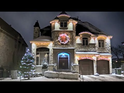 canadian-houses-decorated-for-christmas-–-outside-christmas-decor-ideas---new-saint-laurent
