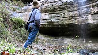 Hiking  Fairmount Falls State Natural Area