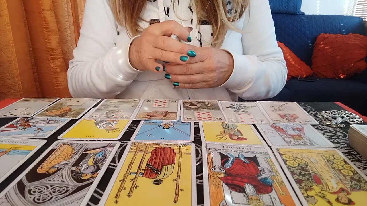 Adesso lui è solo? o ha un'altra?se si..come sta con l'altra? interattivo