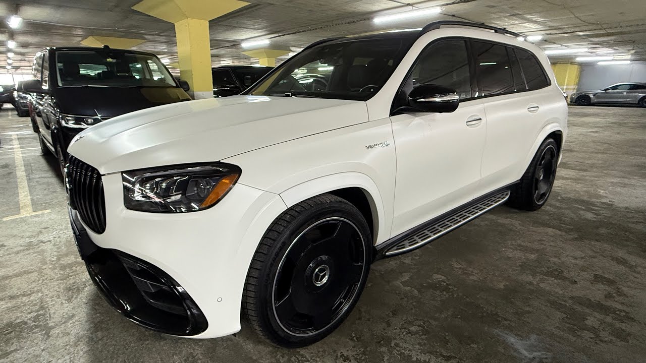 Обзор Mercedes Benz GLS 4.0-517лс, 2023г, 46.000км, цена 13.000.000 рублей.