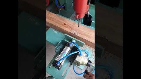 Máy đục mộng vuông thân đúc gang, hệ thống đục bằng hơi tự động