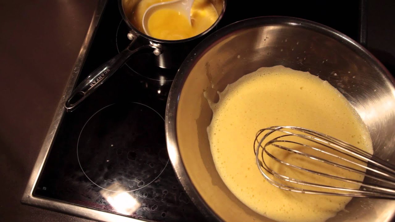How To Make a Hollandaise Sauce 