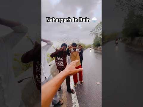 nahargarh in haivy rain ☔️ in Jaipur | #shorts #rain #nahargarhfortjaipur