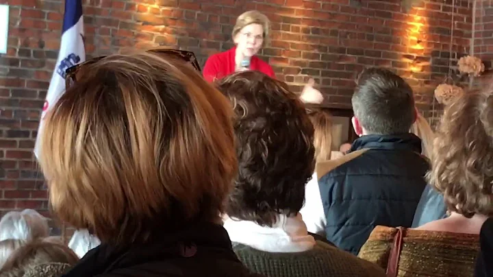 Elizabeth Warren Speaking in Dubuque, IA