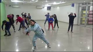 Song- Ramaiya Vastavaiya#dance || kids enjoying