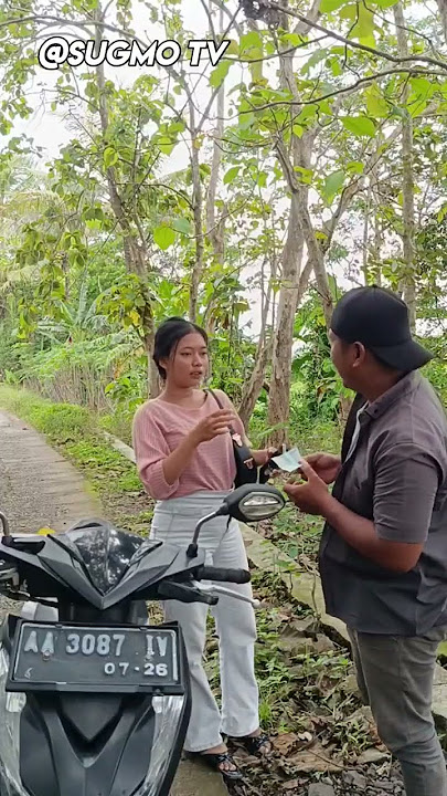 The motorbike taxi is free, you know #shortvideo #shortsviral