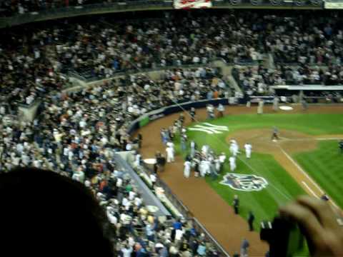 2009 ALDS Game 2 - Mark Teixeira's Walk-Off Home Run