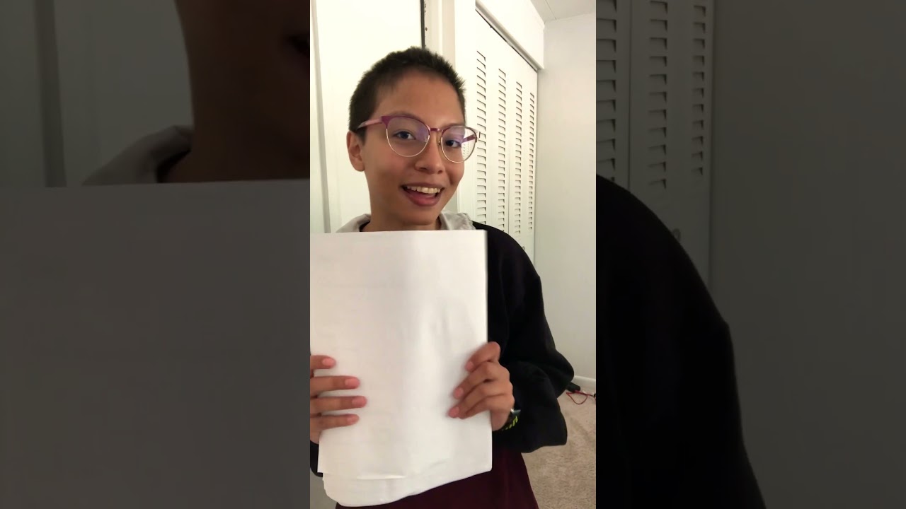 Things You Should Carry in Your Backpack: Planner, Paper, Portable Charger!