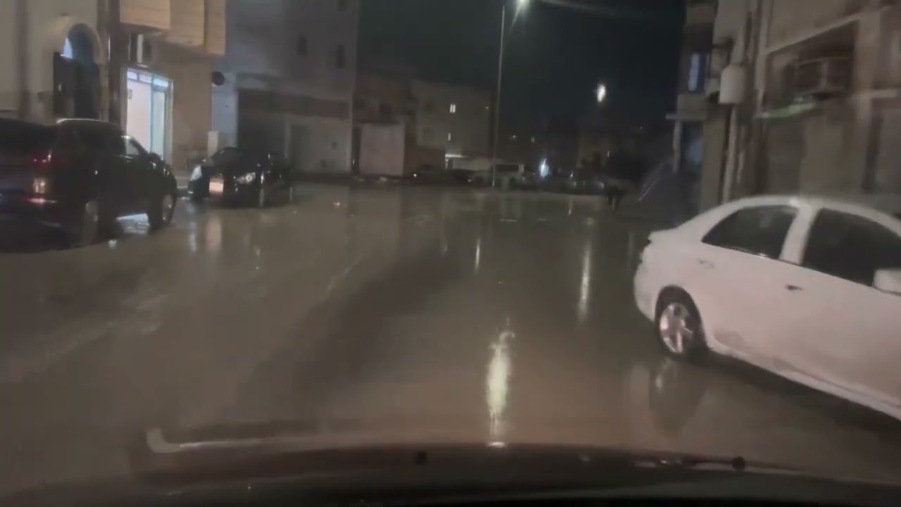 أمطار قرية التويثير ليلة السبت 1444/6/14 - 2023/1/7 ((1))