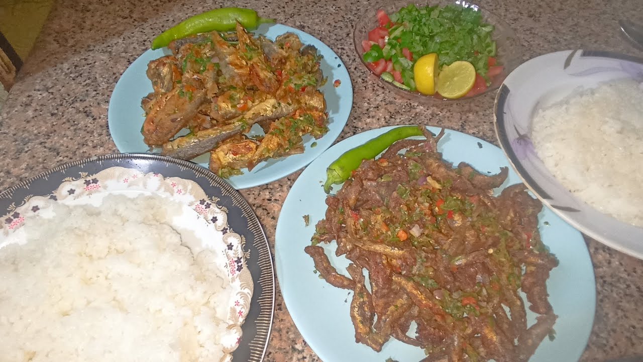 😋🔥 قرمشة ولا أطيب:🌊🐟 طعم زمان بس لمسة اليوم: سردين وبسريّة