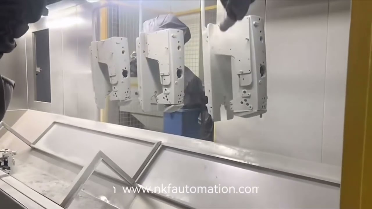 🦾Our robot protective clothing is equipped with FANUC spraying robots to automate the spraying site.