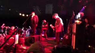 Silverstein smashed into pieces live at the vinyl Las Vegas