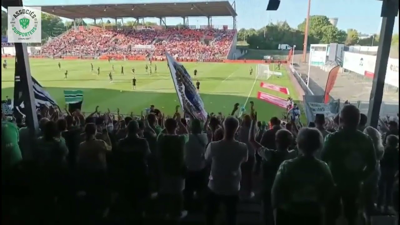 Laval vs ASSE - Ambiance tribune - Section 93 - Les Verts d'Anjou des associés supporters stéphanois