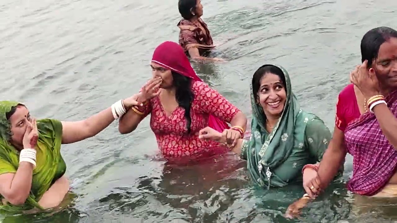 आया बसंत पाला गंगा उड़ंत गंगा स्नान हरिद्वार 