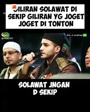 lagu sholawat lawkana bainanal habib vokalis Mohammad Tarek