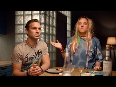 Юлия Гревцова в трейлере фильма «Меньшее зло» (2023)