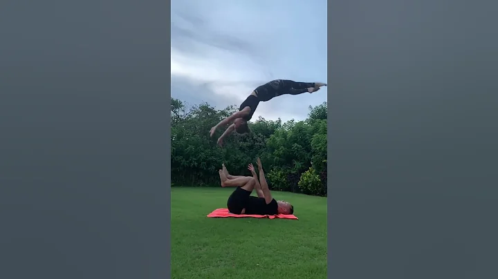 SLOW-MO CASTAWAY! 💥🚀🔥 - We can still get more height 🤨💪🏼 - The Acroyoga Show #shorts