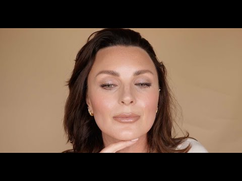 Story time whilst I apply make up