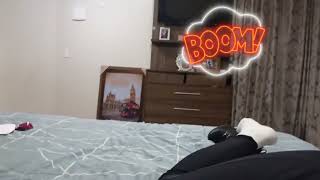 Tirando A Bota Da Mamãe