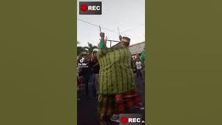 Baku tikam dalam sarung,tradisi suku Bugis bila sudah tdk ada jalan lain dalam masalah