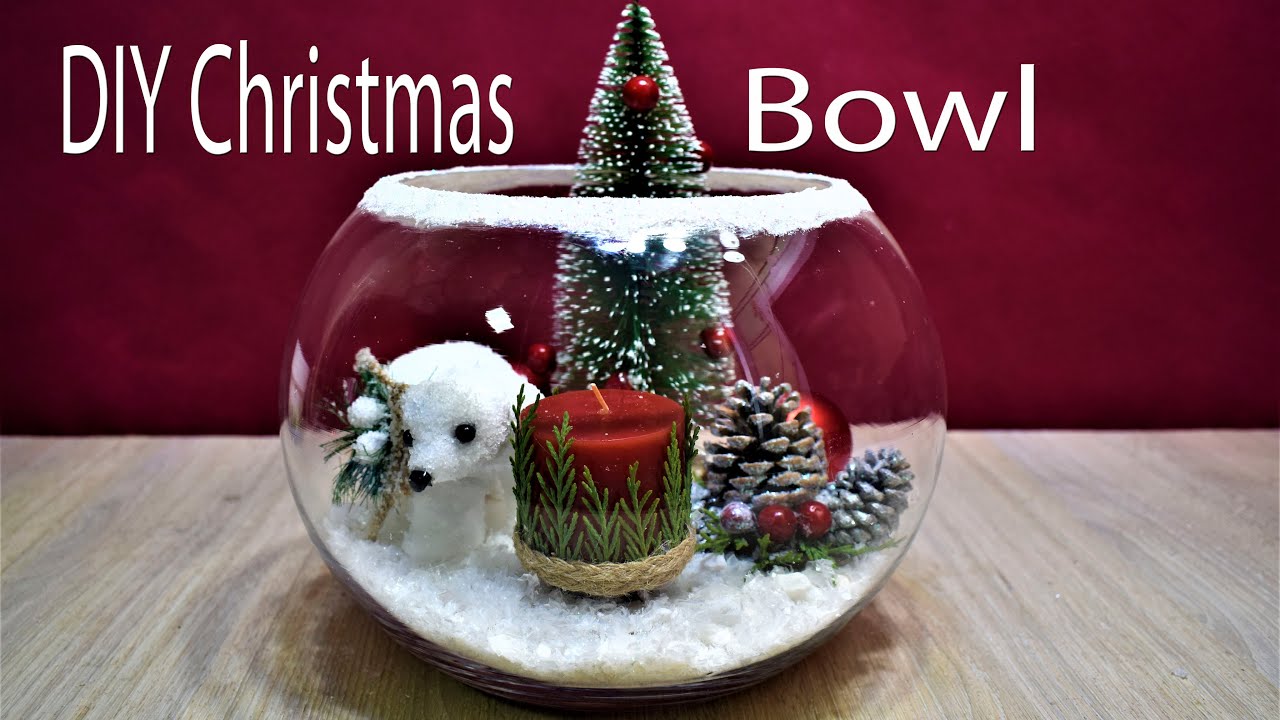 Fishbowl Christmas centrepiece idea with a very simple but