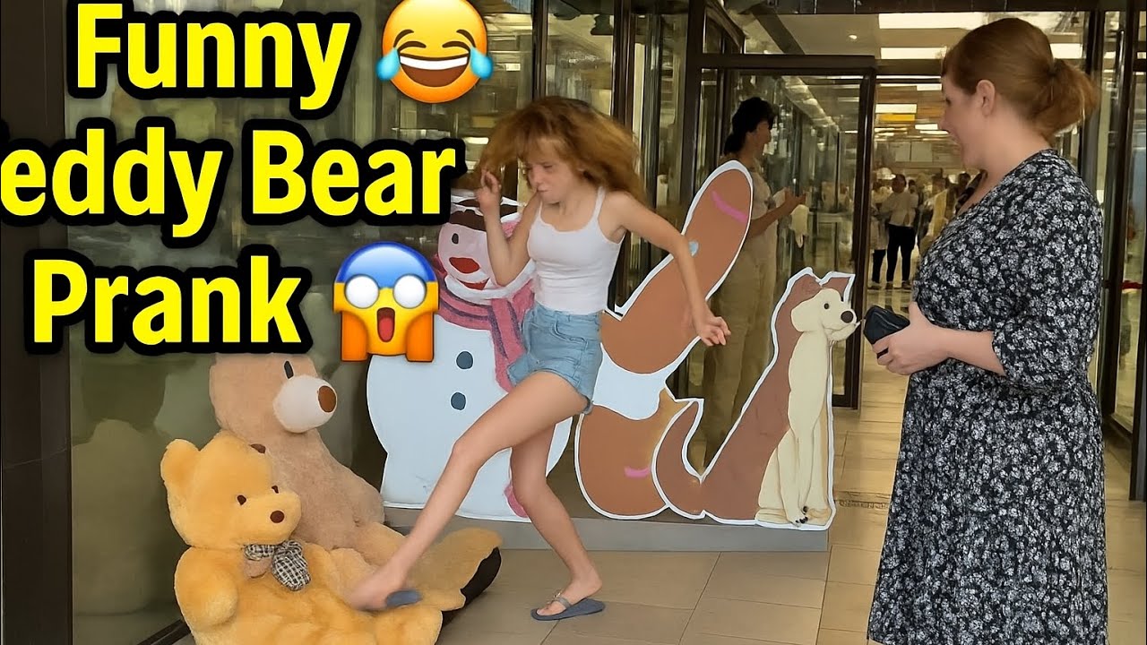 Все испугались! Безумные крики! Забавные реакции на розыгрыш с плюшевым мишкой! Неожиданный уличн...