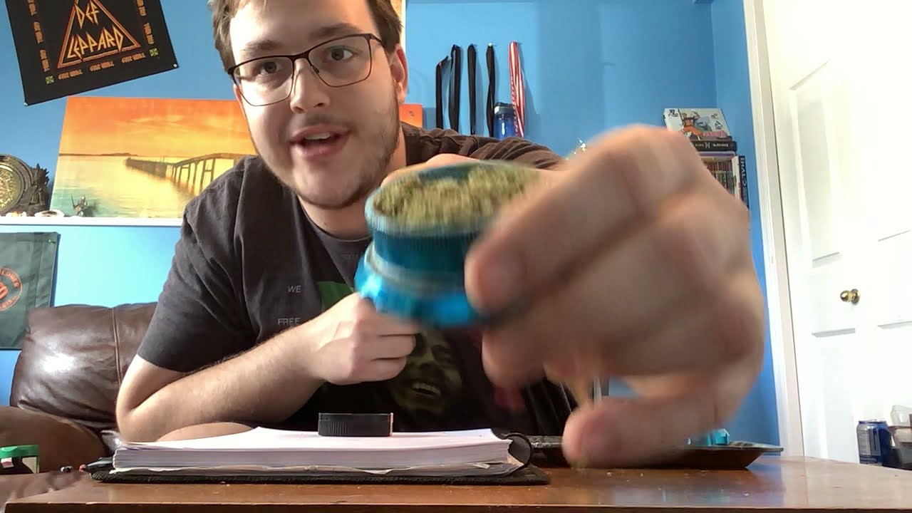 Vertical Strawberry Cake Review