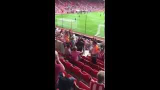 Download Lagu ROMELU LUKAKU SHOWS TOTAL CLASS AFTER HITTING WOMAN IN CROWD WITH ERRANT SHOT MP3