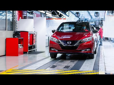 Celebrating the arrival of the 500,000th Nissan LEAF