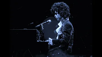 Prince - " Sister Fate" (Soundcheck Long Beach 1985)  **HQ**