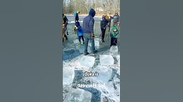 How Pakistanis Store Ice in the Most Unique Way