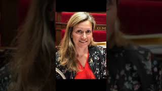 Франция закрепила право на аборт в Конституции