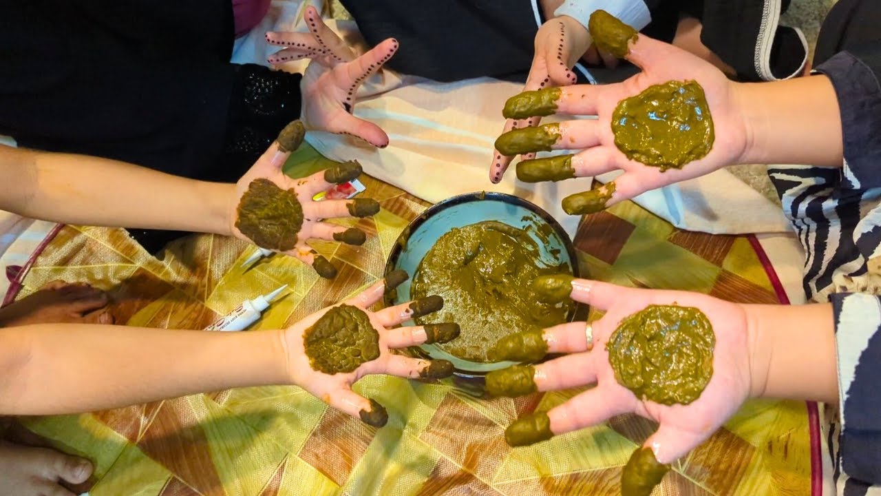 تجهيزات العيد اعملنا حنه واطيب خبز قالب